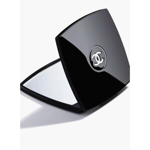 🛍️NIB CHANEL Double Facettes GWP Mirror in Black